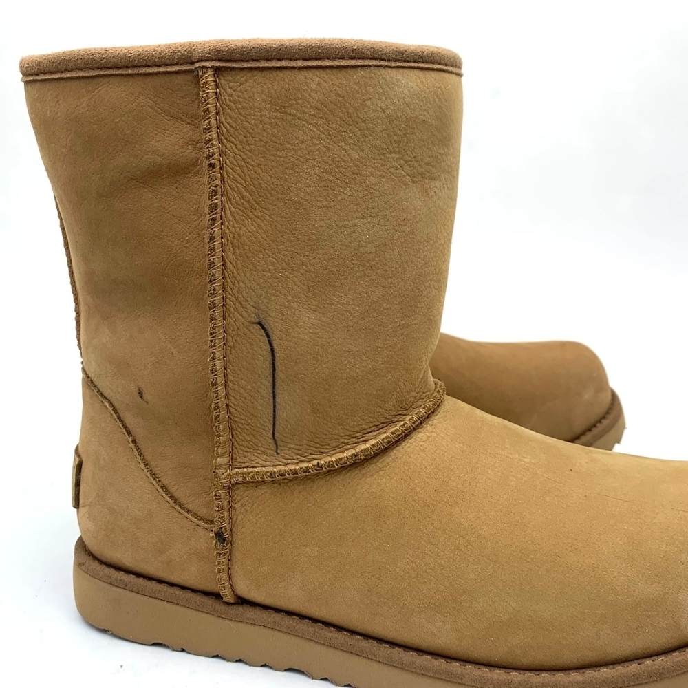 UGG Classic Short II Water Resistant SZ 4 - Picture 13 of 14